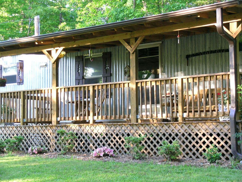Wolf Creek Farm B&B And Motorcycle Manor At Wolf Creek Farm, Llc Ararat ภายนอก รูปภาพ