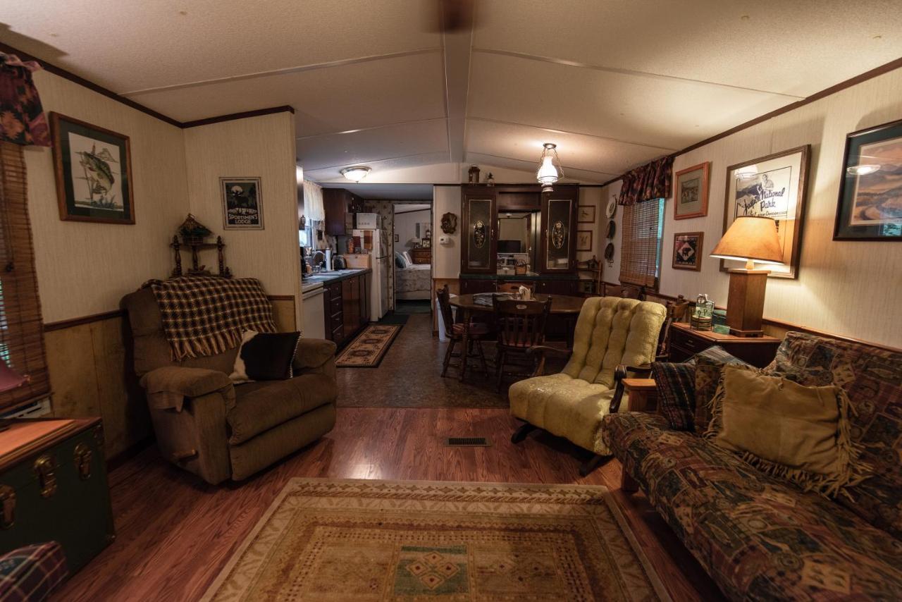Wolf Creek Farm B&B And Motorcycle Manor At Wolf Creek Farm, Llc Ararat ภายนอก รูปภาพ